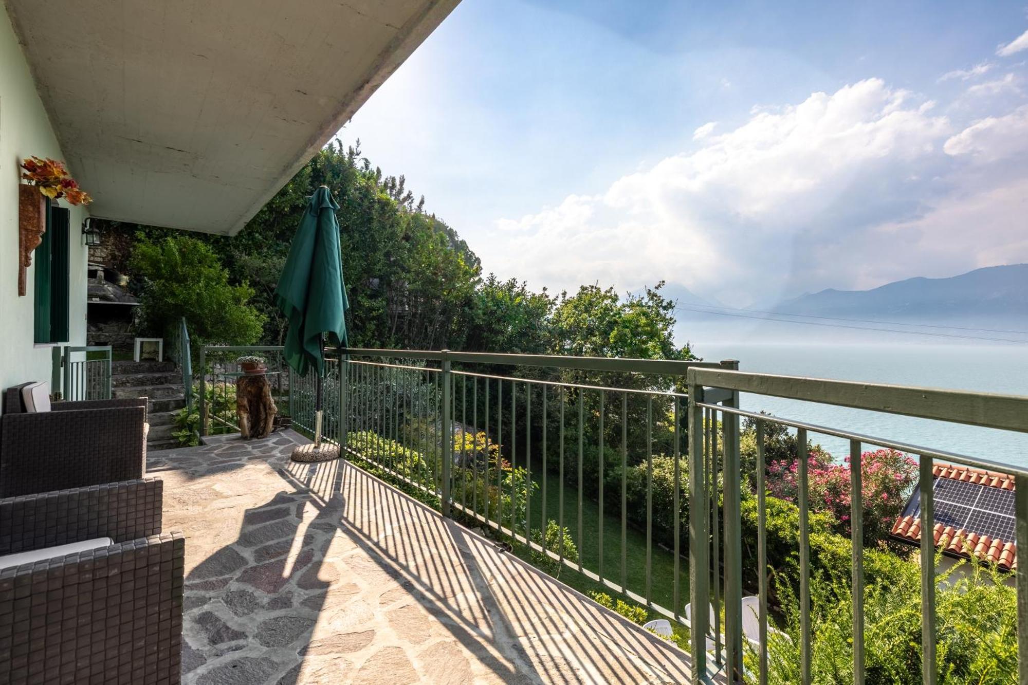 Villa Al Salto - Lake Garda Brenzone sul Garda Exterior photo