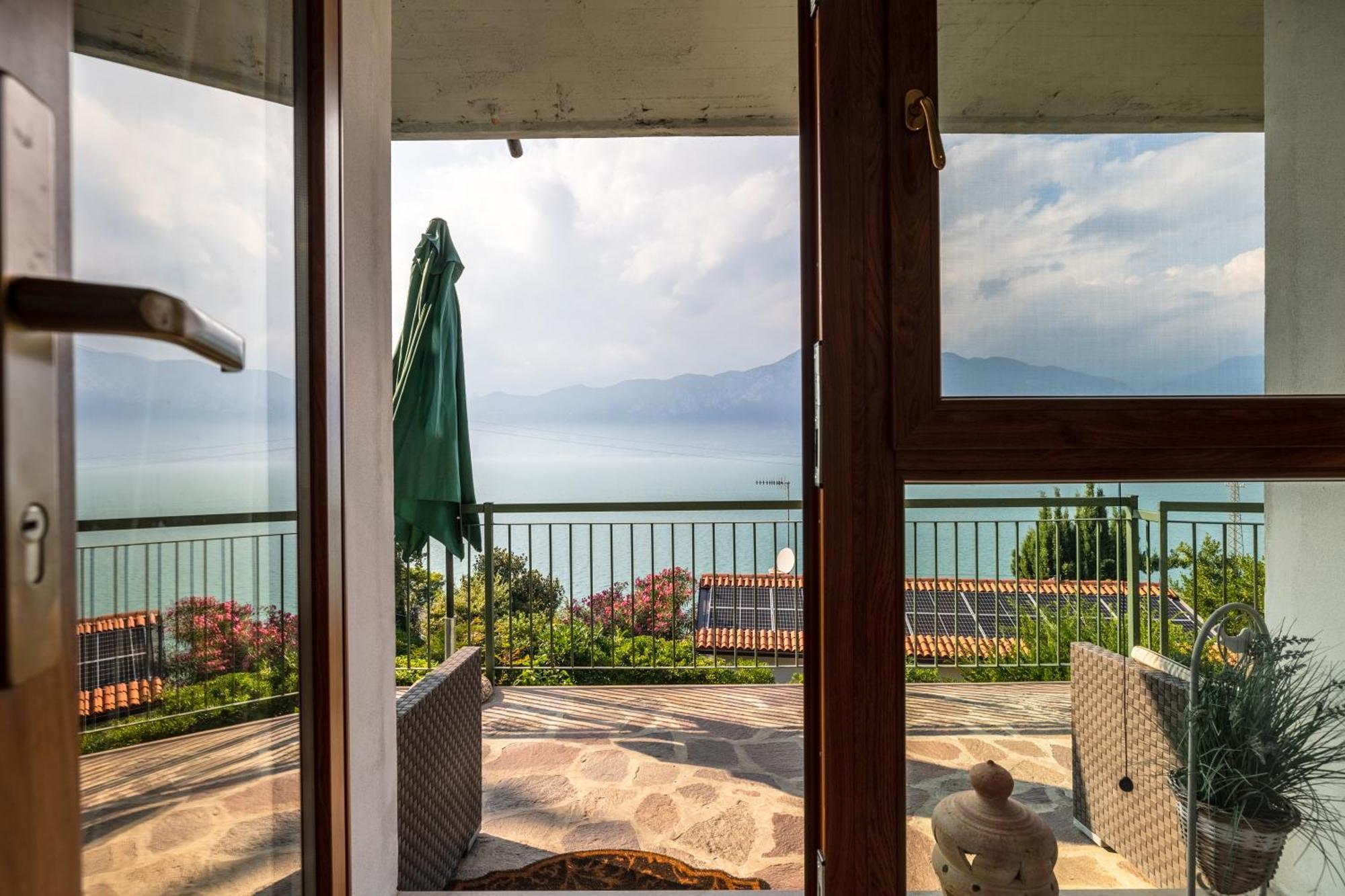 Villa Al Salto - Lake Garda Brenzone sul Garda Exterior photo